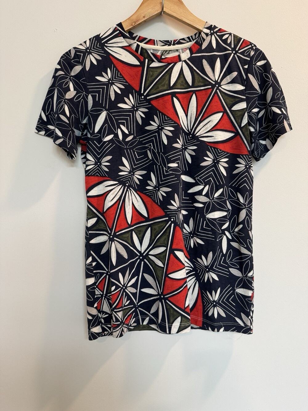 Tory Burch Women's T-Shirt Short Sleeve Size S Preppy Classic
